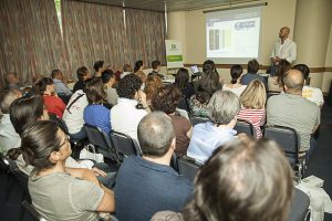 Un momento del meeting tecnico tenutoda Amorim e Secil Argamassas