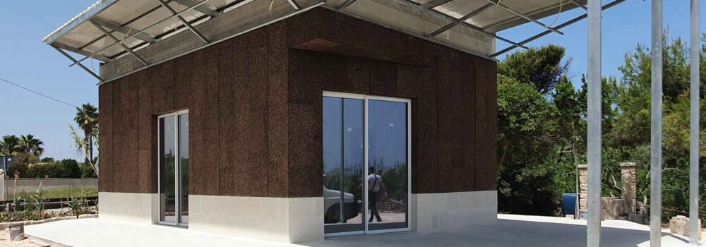 Casa dell'Ammiraglio a Brindisi rivestita con sughero a vista MD facciata